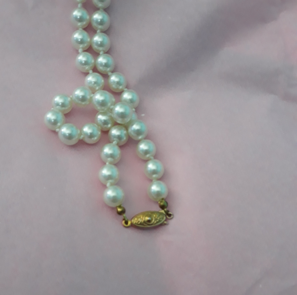 Vintage fresh water pearl necklace